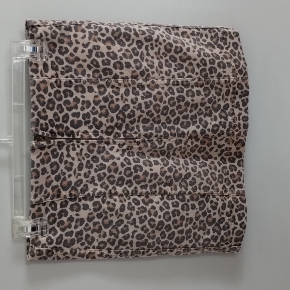 Leopard Y2K Skirt - Picture 4 of 6